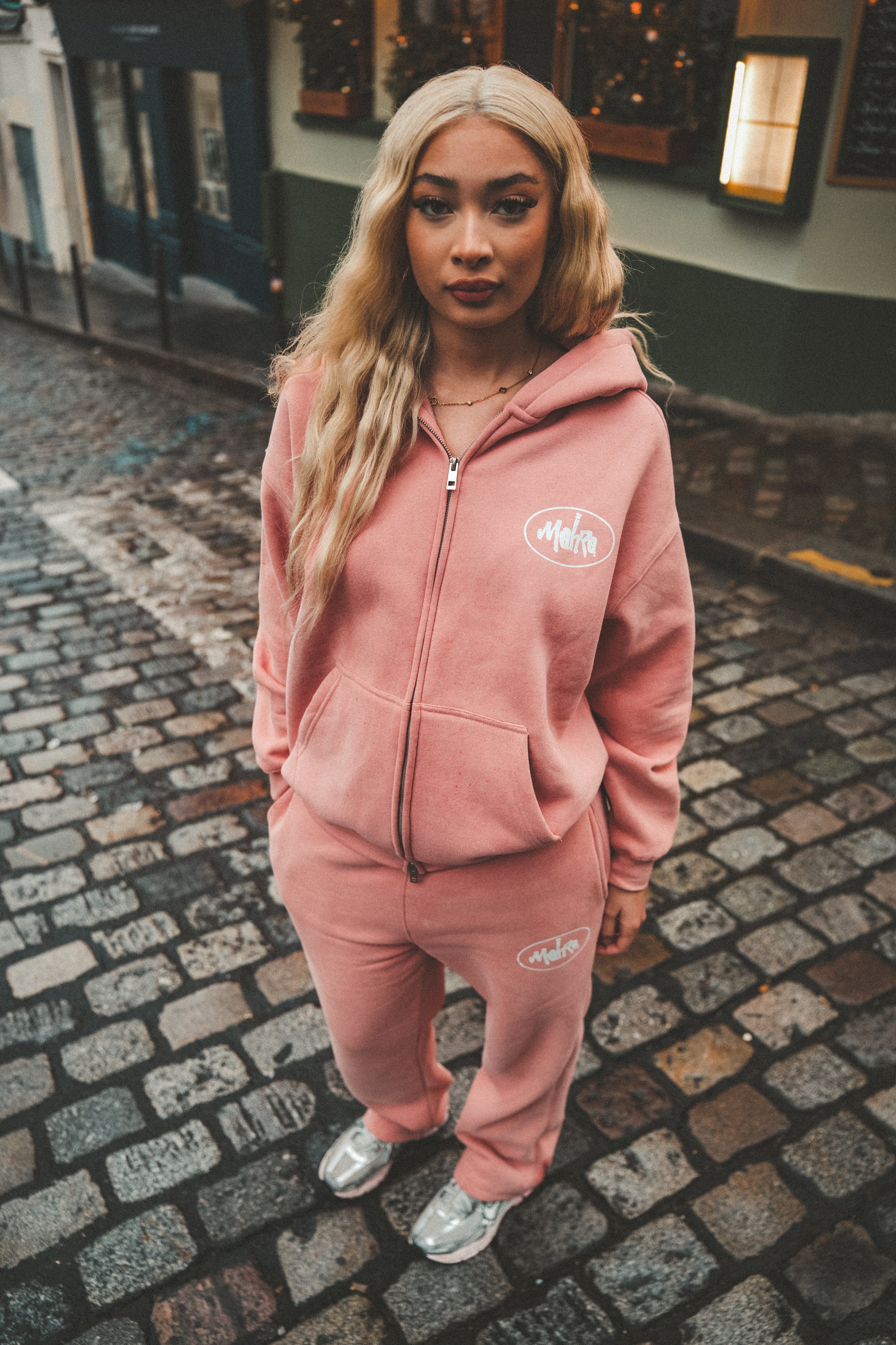 SWEAT A CAPUCHE Zippée