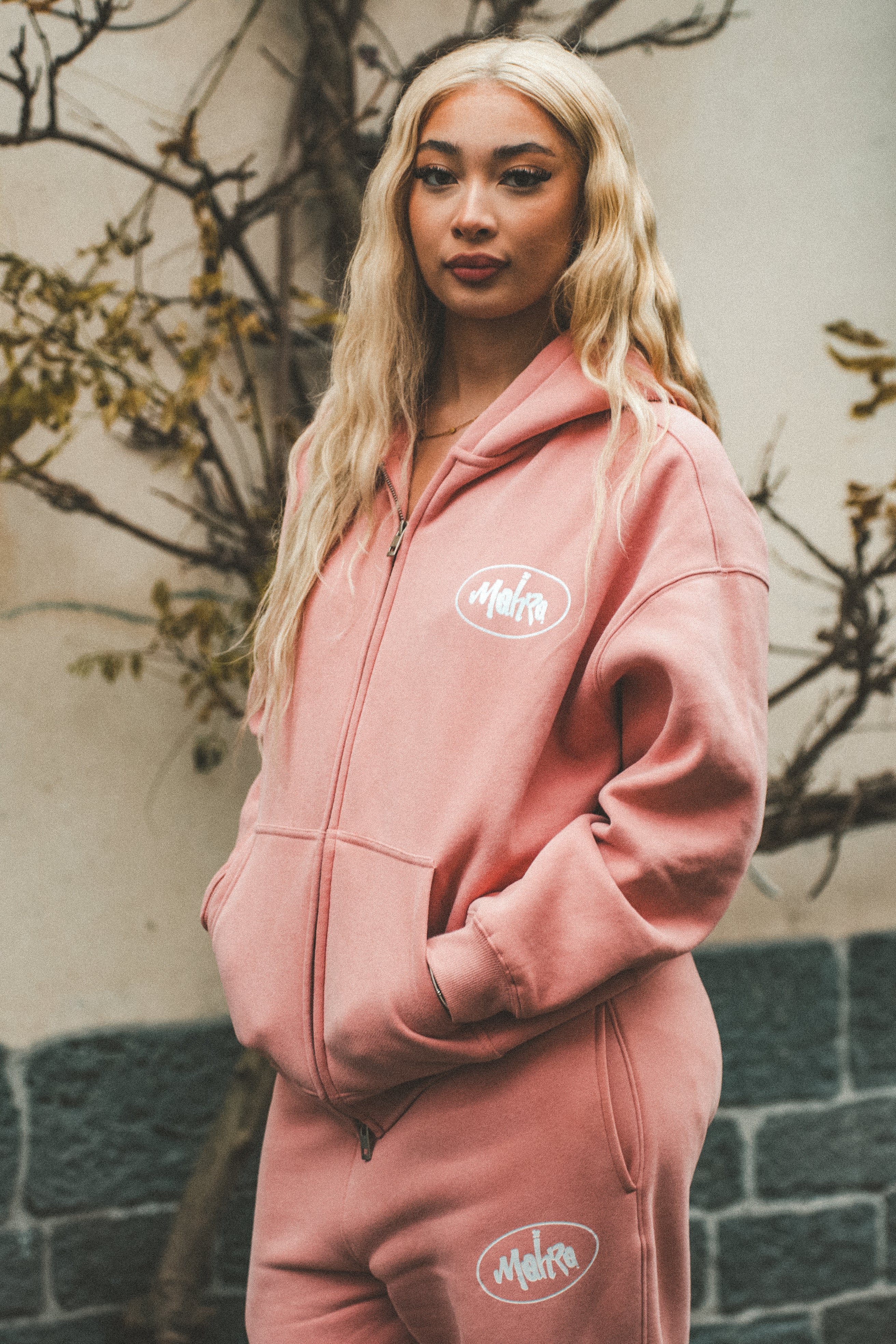SWEAT A CAPUCHE Zippée